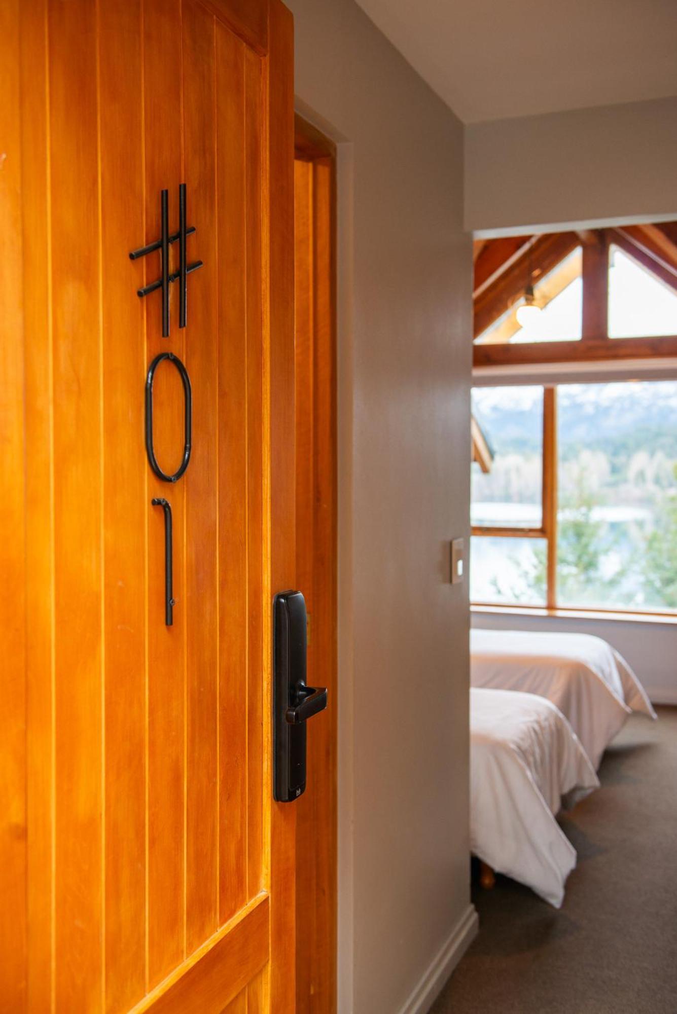 Hotel Peninsula Petit Bariloche Zewnętrze zdjęcie